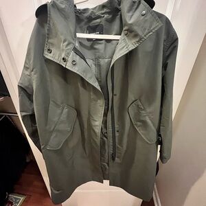 Everlane ReNew anorak Jacket in Olive
